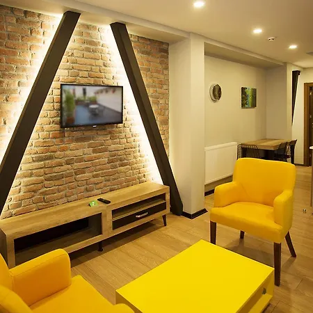 Long Apartman