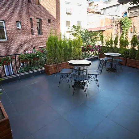 Long Apartment