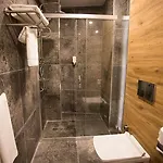 Apartment Long