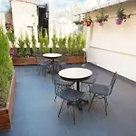 Apartment Long *