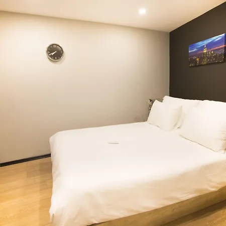 Long Apartman *